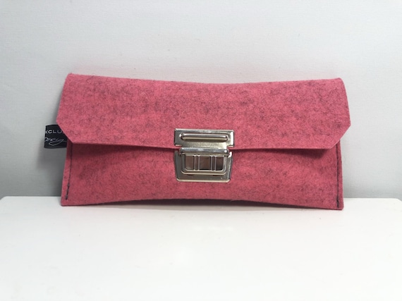 Small pink mottled 100% wool felt clutch with pin lock -05