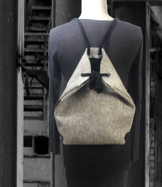 Backpack "KURIO" 100% wool felt gift unisex gray