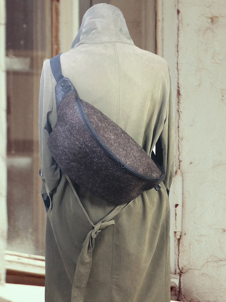 Handbag CROSBODY bag belt bag made of wool felt 100% merino wool 3 sizes gift UnisexBAG122 Brown