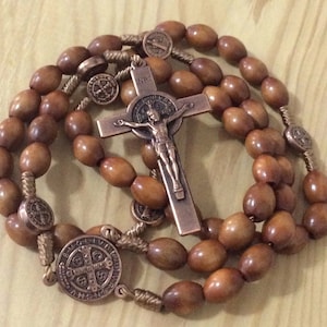 St Benedict Wooden Rosary, Catholic Man Rosary, Catholic Rosary, Wooden Rosary, Mens Rosary, RCIA gifts, Prayer Beads, Traditional Rosary