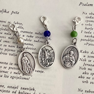 Rosary marker, Catholic Medals Keychain Gadgets ,Lobster Clasp with Pendant, St Michael Guardian Angel,  Holy Family,St Anthony, St Rita,