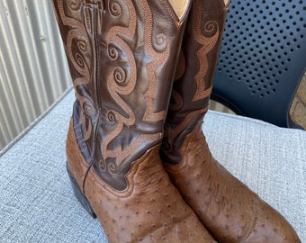 Botas vaqueras de cuero marrón con avestruz falso talla inferior 9 1/2 EE