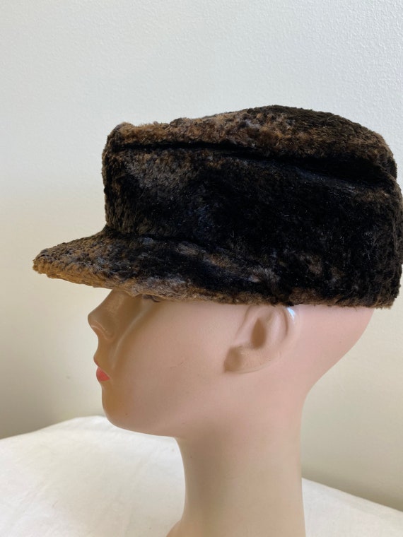 Brown Men's 1900's Seal Skin Newsboy Hat