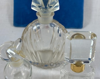 Mini frasco de perfume de 2 pulgadas diseñado por HP y fabricado en Francia.