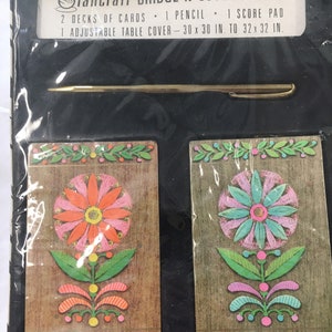1970&#39;s Unused Floral Bridge Scoring Set With Playing Cards