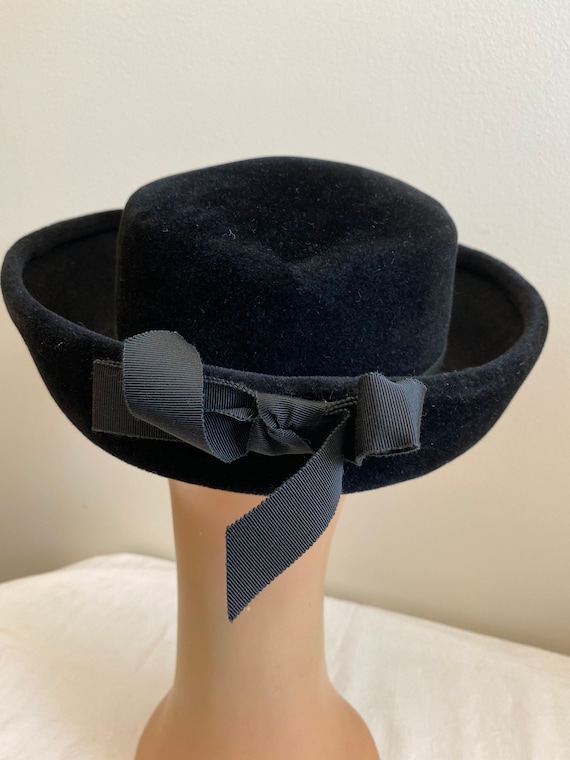Evelyn Varon Exclusive Merrimac Fur Felt Hat Black Vintage Size 22 Evelyn Varon Hat | eBay main image 3