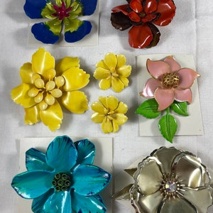 6 Large Floral Pins Brooches