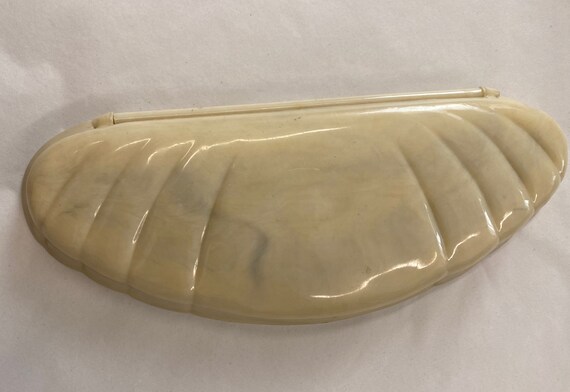 Richelieu shop vintage jewelry