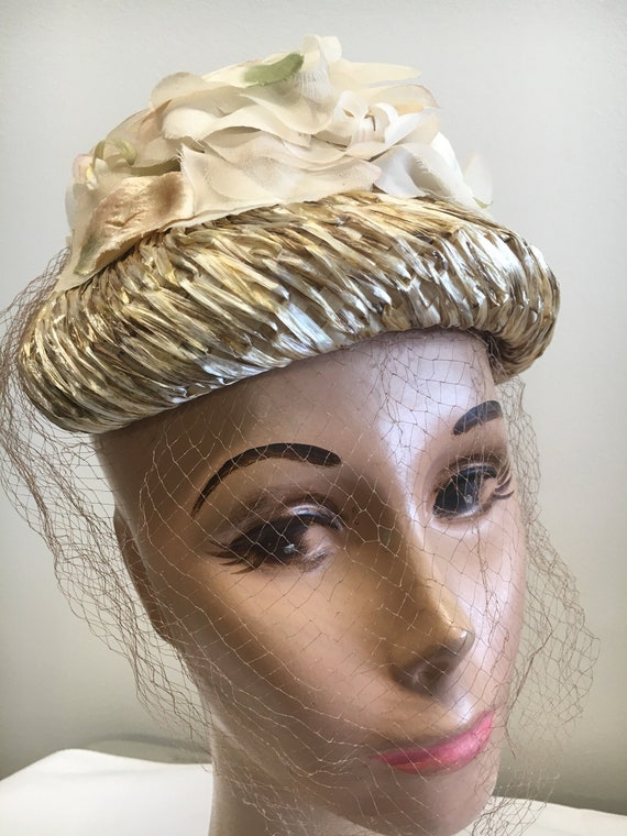 Beige Straw topper Hat With Veil