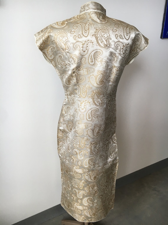 Chinese Cheongsam Satin Silk Beige and Gold Paisl… - image 4