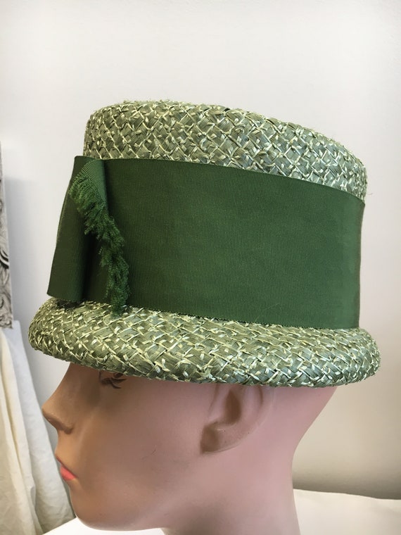 Vintage 1960's Olive Green Woven Straw Mod Bucket… - image 2