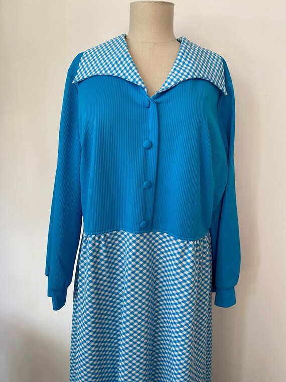 Extra Large Vintage Blue Polyester Maxi Dress
