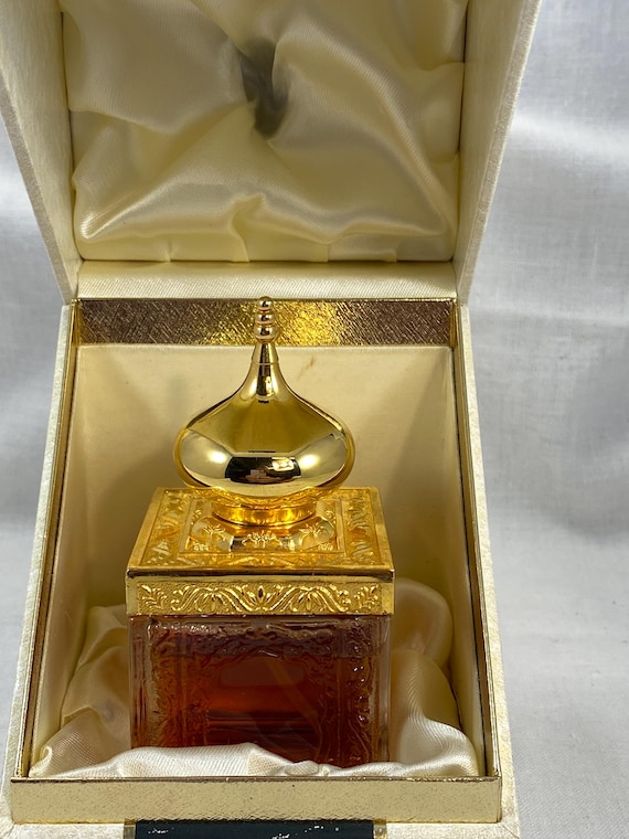 【希少】Amouage Cristal オードトワレ 希少】アムアージュ クリスタル ゴールド 50ml オードトワレ