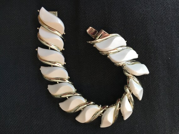 White Thermoset Bracelet - image 1