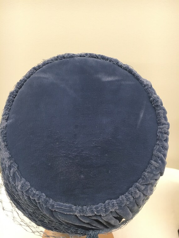 Vintage Slate Blue Velvet Toque with Netting - image 5