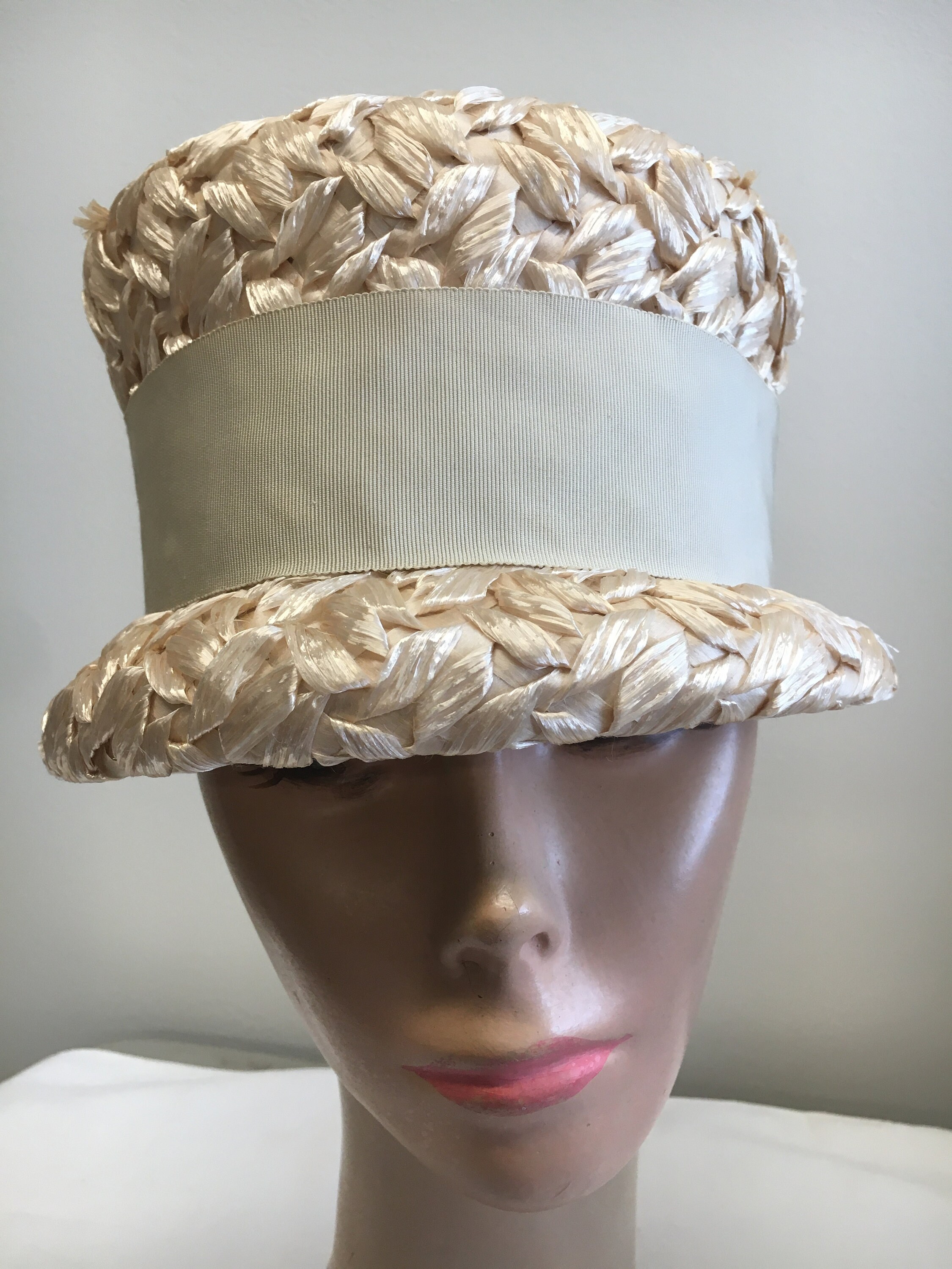 Vintage Cream Raffia Straw Bucket Hat Olivia Bucket in Natural – Hemlock Hat Co main image 2