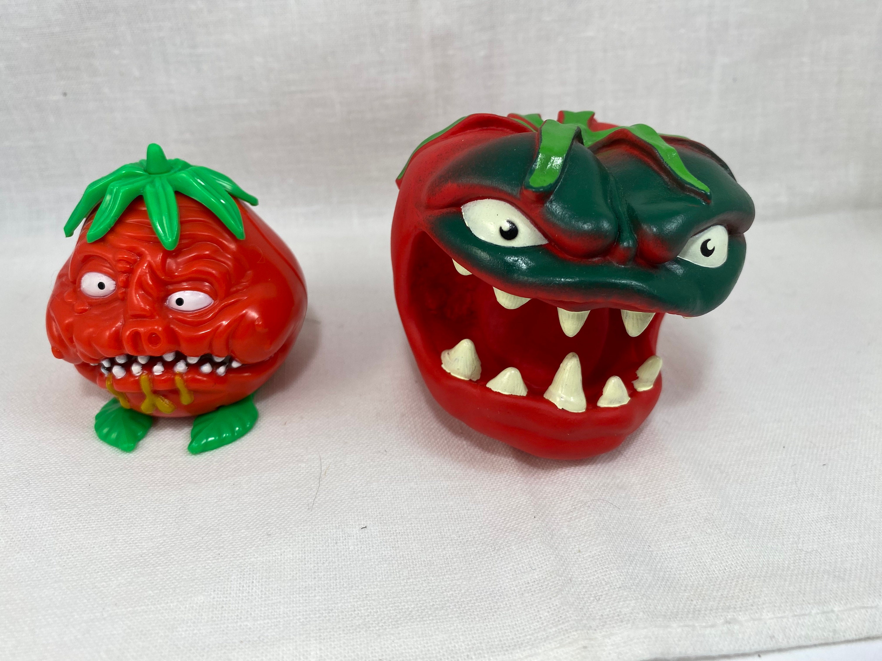 Attack of the Killer Tomatoes - Etsy Attack of the Killer Tomatoes - Etsy