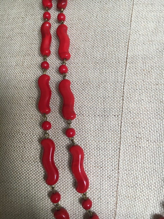 Vintage 1930's Long Red Glass Beaded Necklace - image 7
