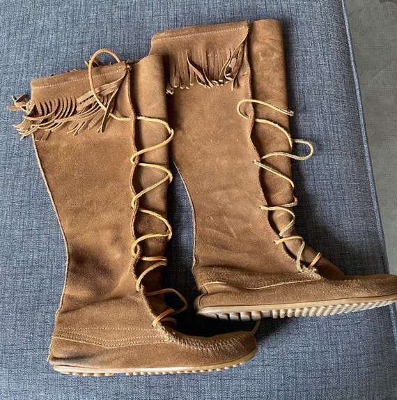 Minnetonka Moccasin Tall Fringed Boots Size7