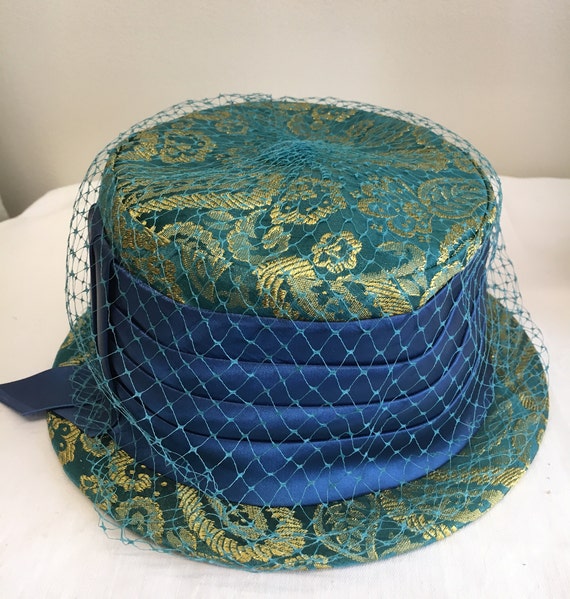Vintage Brocade Paisley Hat - image 8