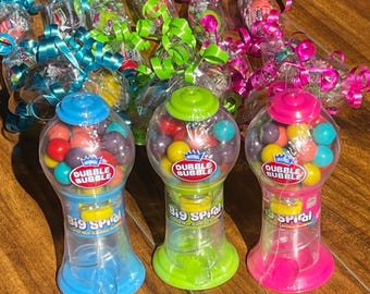 Spiral Gumball Machine Lei