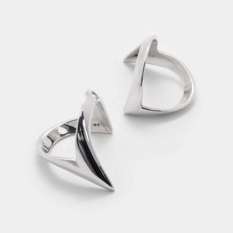 Pointy Wishbone Ring Wish Ring Chevron Ring Silver Thumb Ring Spike Ring Chevron Ring Gift for Women Double V Shaped Ring Stackable V Ring image 4