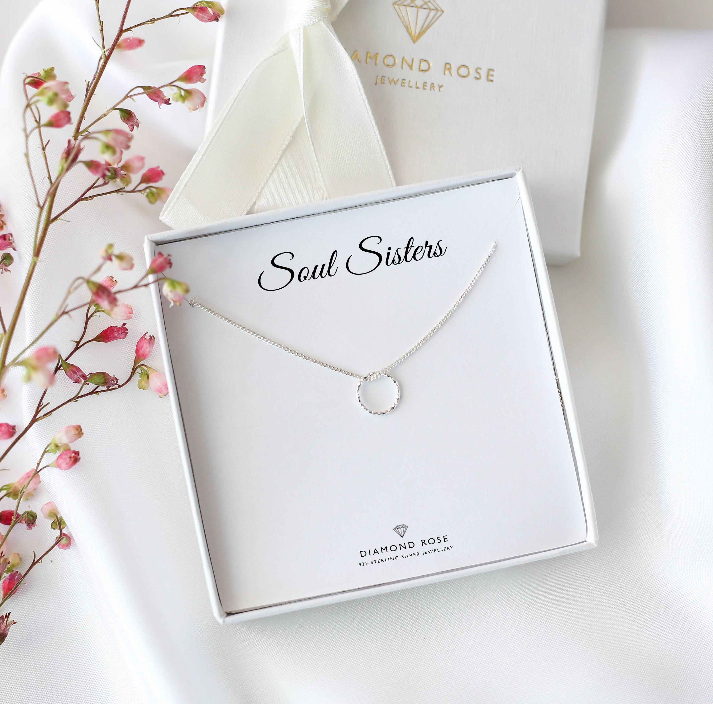 Dogeared circle necklace silver deals