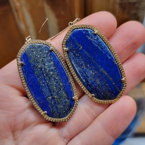Kendra scott arrowhead clearance earrings