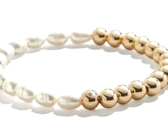 Pearls & Gold Beads Bracelet