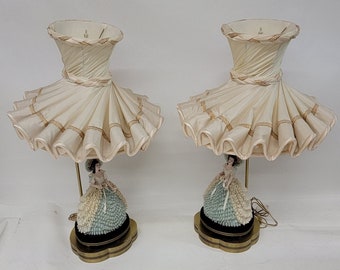 Antike Viktorianische Dresdner Porzellan Lace Lady Boudoir Lampen - Paar