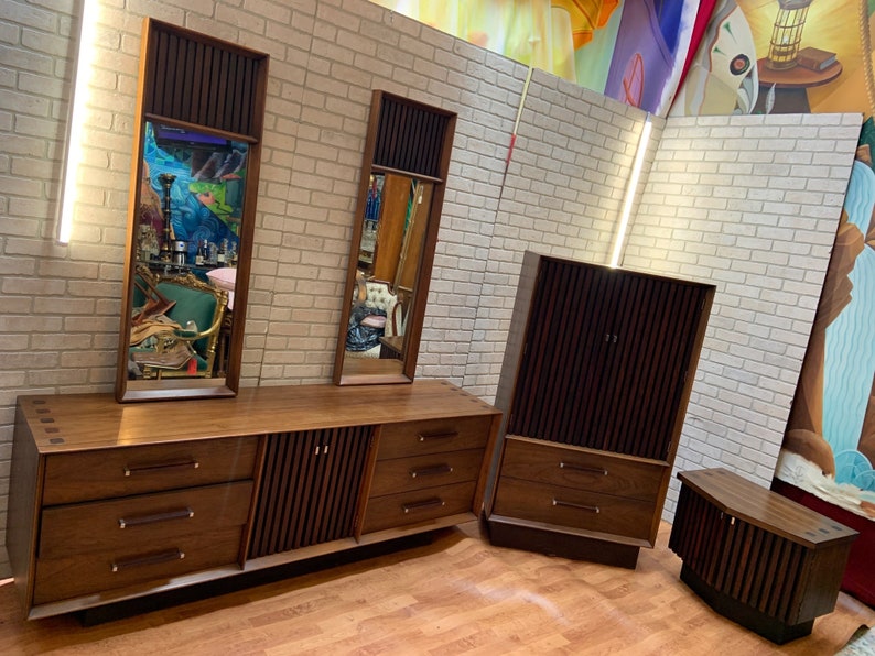 Mid Century Modern Lane Walnut and Rosewood Bedroom Set 5 Etsy