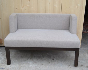 Designer Hall Bench In Gray Fabric