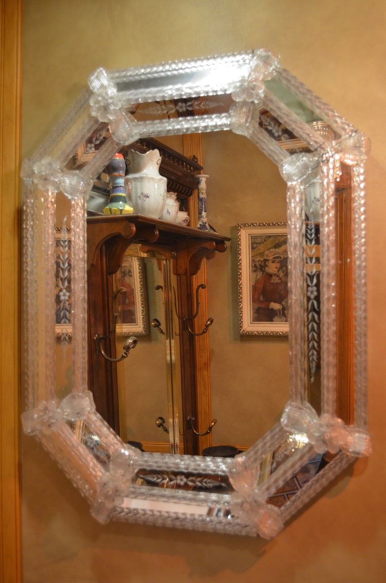 Antique Mid Century Hollywood Regency Octagonal Venetian Glass Flecked Mirror With Etchings