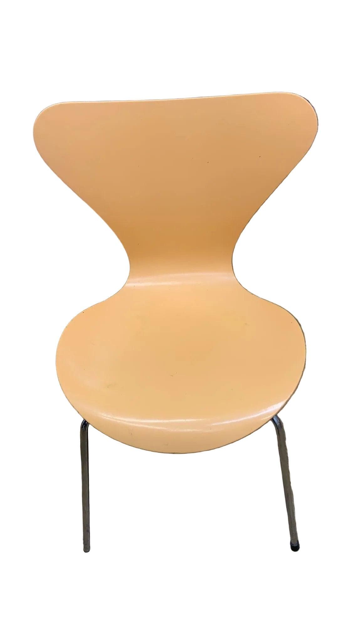 MCM Arne Jacobsen for Fritz Hansen Series 7 Chairs - 7 - Etsy Canada