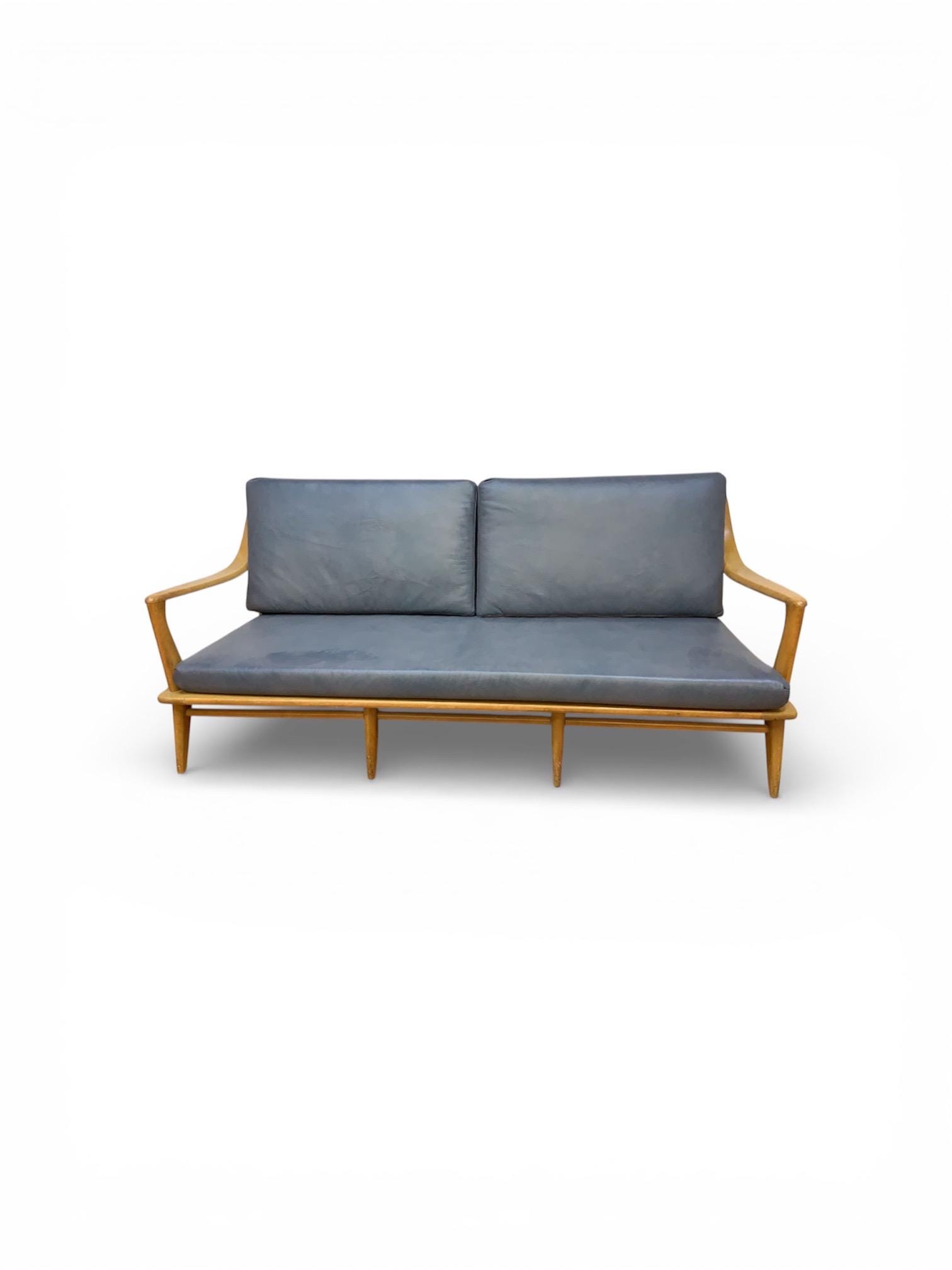 引取限定　特注品 Heywood Wakefield リプロダクト北欧　ミッド MCM Heywood Wakefield Aristocraft Sofa Newly Reupholstered - Etsy