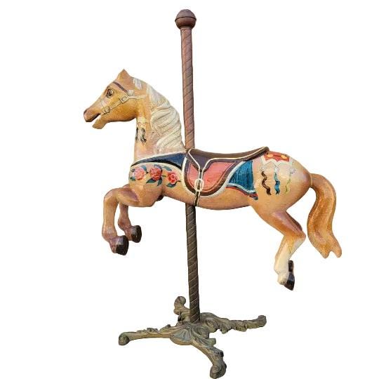 ヴィンテージ風の塗装が施されたメリーゴーランドの馬 - Etsy 日本