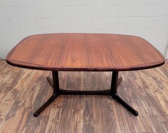 Mid Century Modern Sculptural Rosewood Dining Table By Dyrlund of Denmark