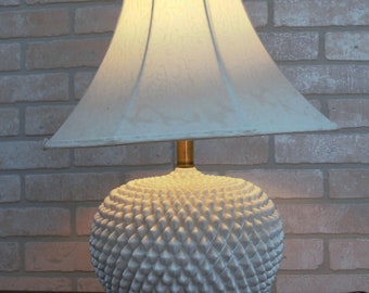 Vintage Hobnail White Table Lamp