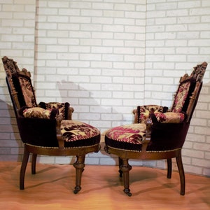 Victorian Renaissance Revival John Jelliff Carved Bergere Chairs Newly Upholstered Pair image 2