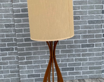 Mid Century Modern Table Lamp with Shade