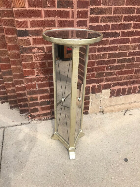Vintage Mid Hollywood Regency Triangular Mirrored Painted Wood Triangular Mirrored Painted Wood