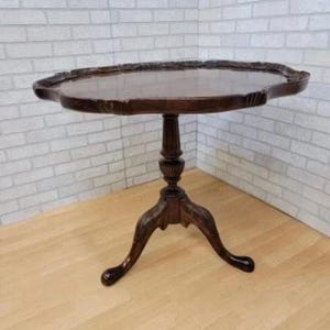 Vintage mahoniehouten tafel met gesneden taartkorst in Georgische stijl van Maitland-Smith