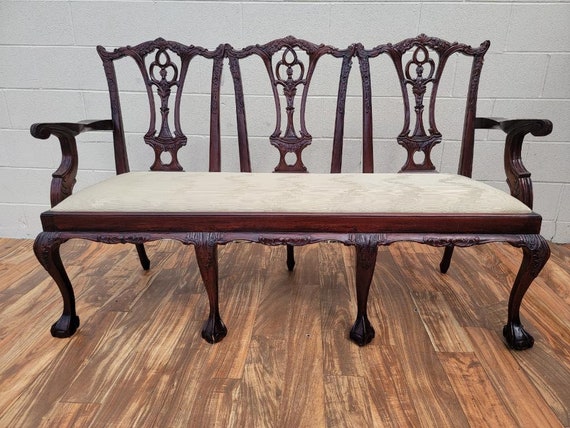 Walnut Louis Quatorze bench, bench furniture furniture interior