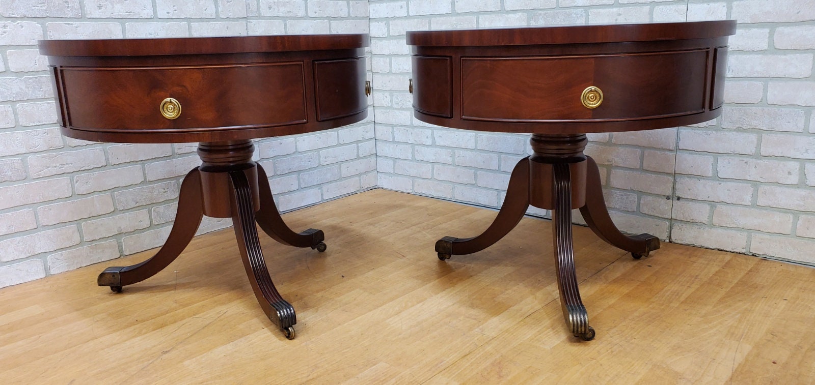 Vintage Inlaid Leather Top Single Drawer Mahogany Drum Side end