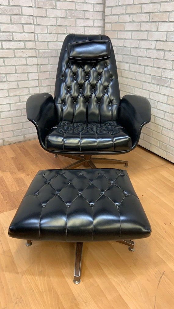 Mcm chair 2024 and ottoman