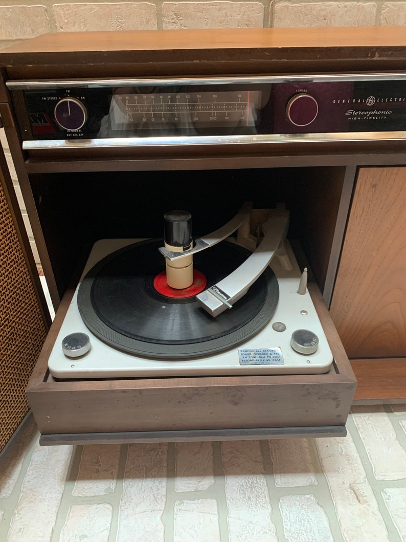 Radio record трансмиссия