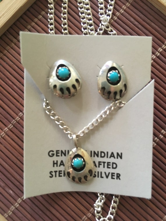 Traditional Navajo Bear Claw Turquoise in Sterlin… - image 1