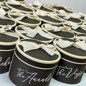 Gepersonaliseerde geschenkdoos - ronde geschenkdoos, ronde geschenkdoos bruidsmeisje - bruidsjonkers cadeau - zwarte geschenkdoos - hoedendoos - luxe geschenkdoos - hoedendoos