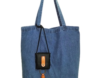 Washed Denim Tote Bag: Distressed Jeans Shopper with Leather Pouch