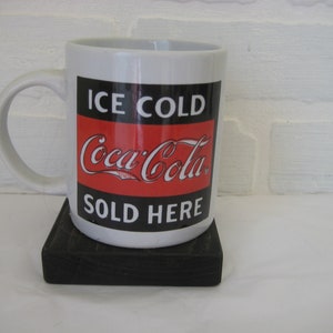 2000 Coca Cola Mug, Vintage Gibson Dinnerware, Coke Memorabilia, 3 3/4 x 3 Inches, Excellent & Clean